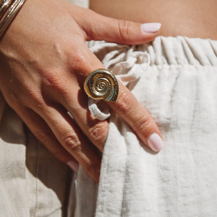 BAGUE COQUILLAGE Bijoux créateur en ligne | MAISON LIAMA | Saint-Jean-de-Luz